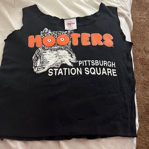 Hooters tank top.